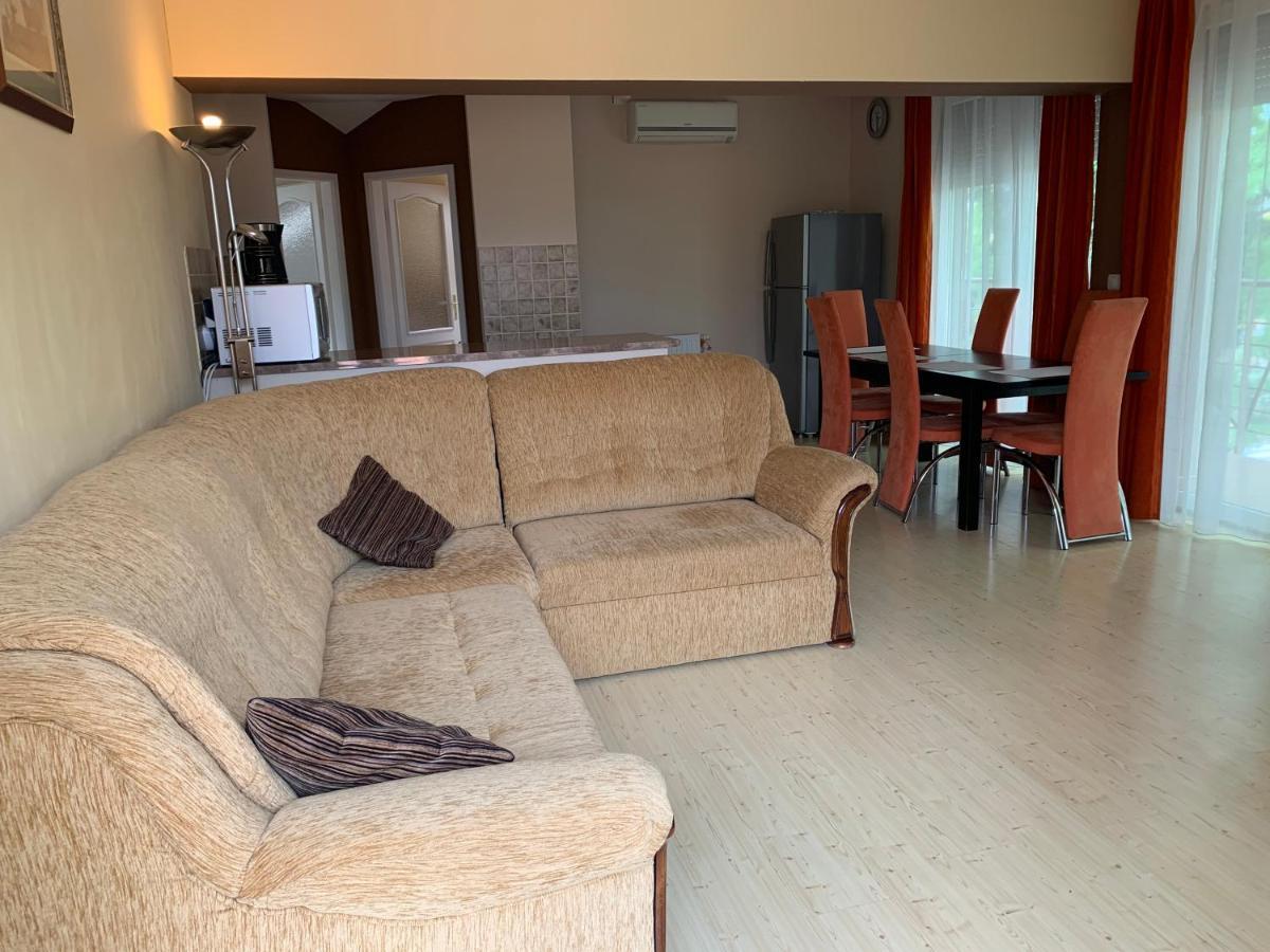Indi Apartman Siófok Extérieur photo